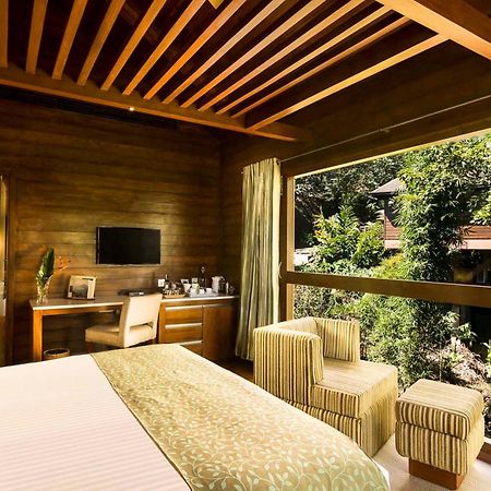 The Tamara Coorg Hotel Kakkabe Exterior photo